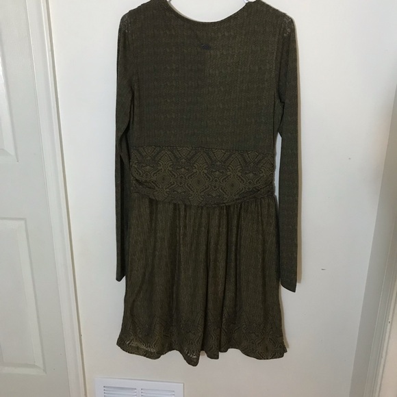 Athleta Perfect Packer Dress - Picture 6 of 6